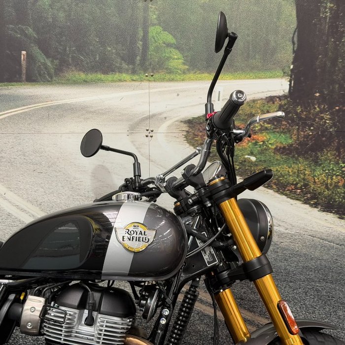 2026 Royal Enfield 2026 Royal Enfield BEAR 650 Black