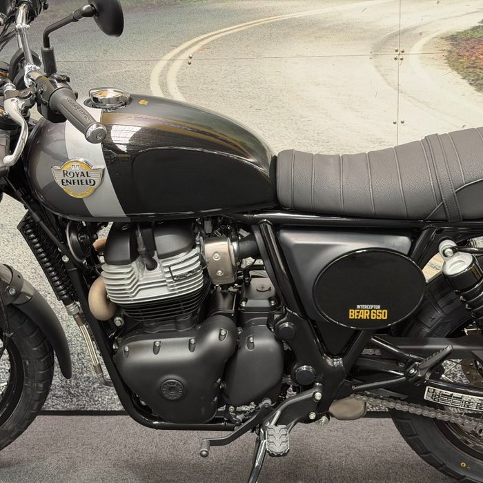 2026 Royal Enfield 2026 Royal Enfield BEAR 650 Black