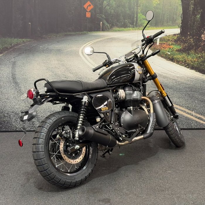 2026 Royal Enfield 2026 Royal Enfield BEAR 650 Black