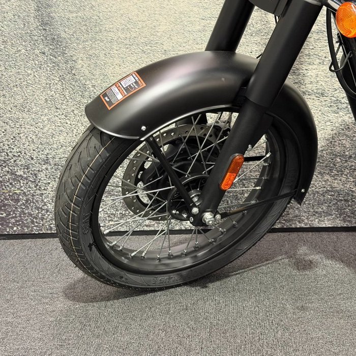 2025 Royal Enfield 2025 Royal Enfield 350CC BULLET 350 ROAD Black Gold