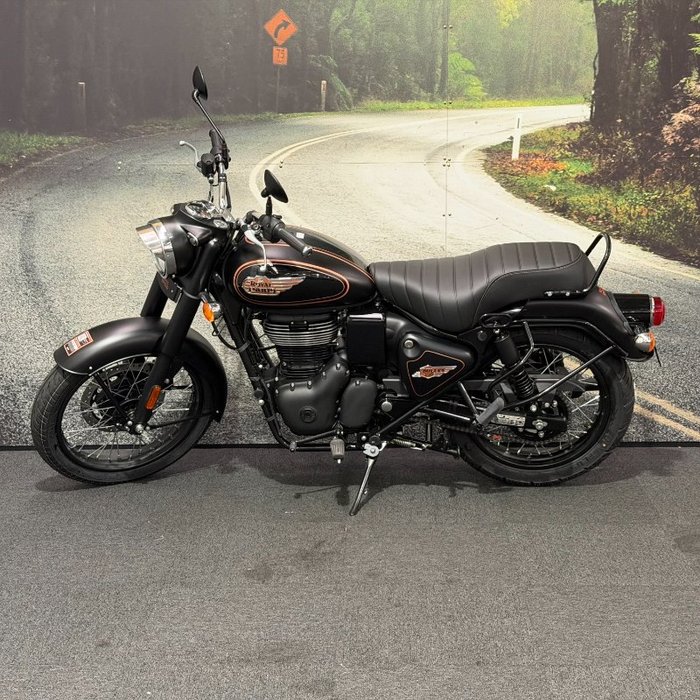 2025 Royal Enfield 2025 Royal Enfield 350CC BULLET 350 ROAD Black Gold