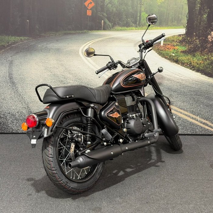 2025 Royal Enfield 2025 Royal Enfield 350CC BULLET 350 ROAD Black Gold