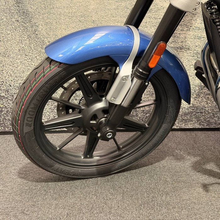 2025 Royal Enfield SUPER METEOR 650 Astral blue