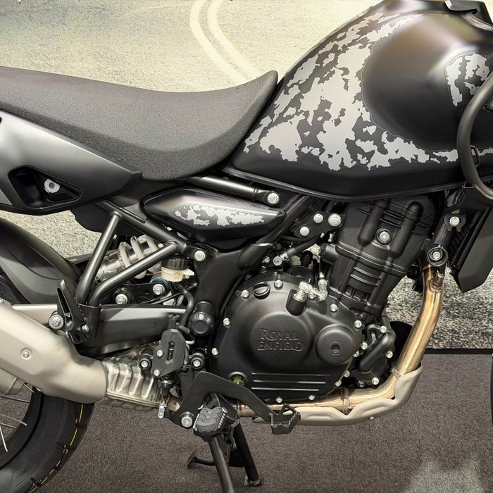 2026 Royal Enfield HIMALAYAN 450 BLACK