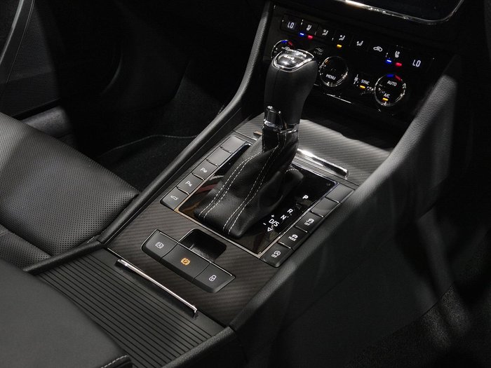 2023 SKODA Superb 206TSI SportLine