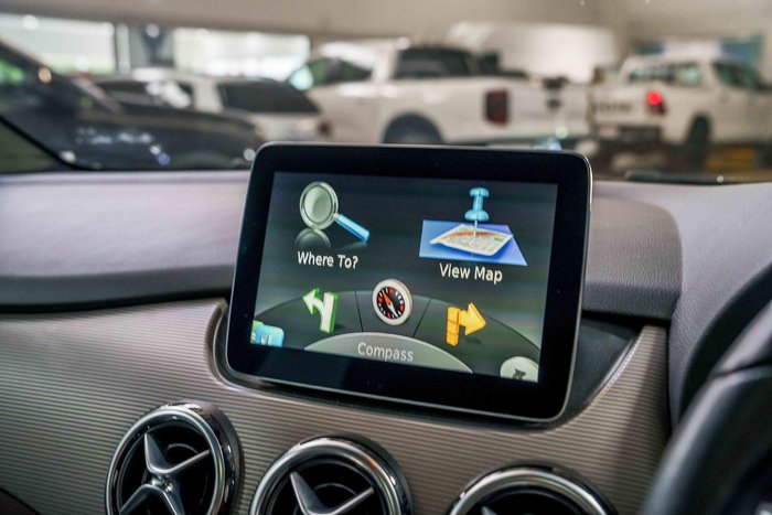 2016 Mercedes-Benz B-Class B180