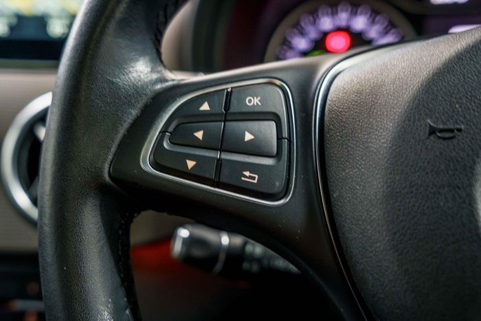 2016 Mercedes-Benz B-Class B180