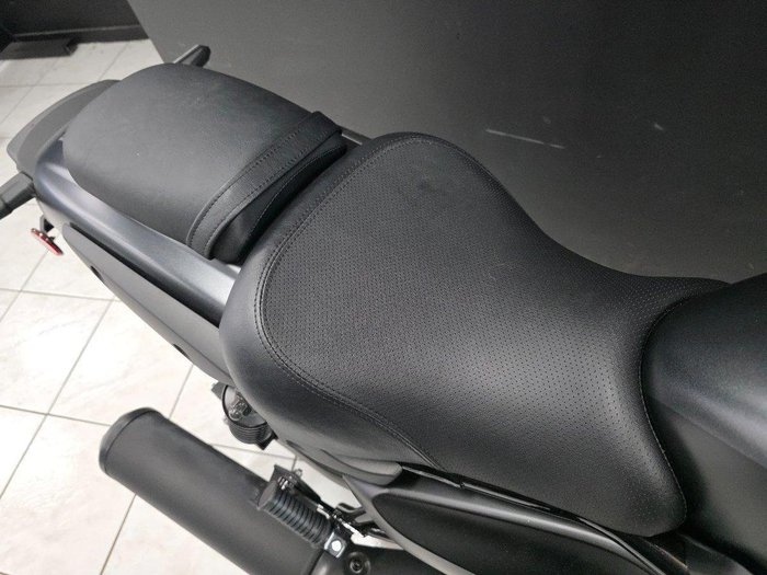 2024 Kawasaki ELIMINATOR SE Grey