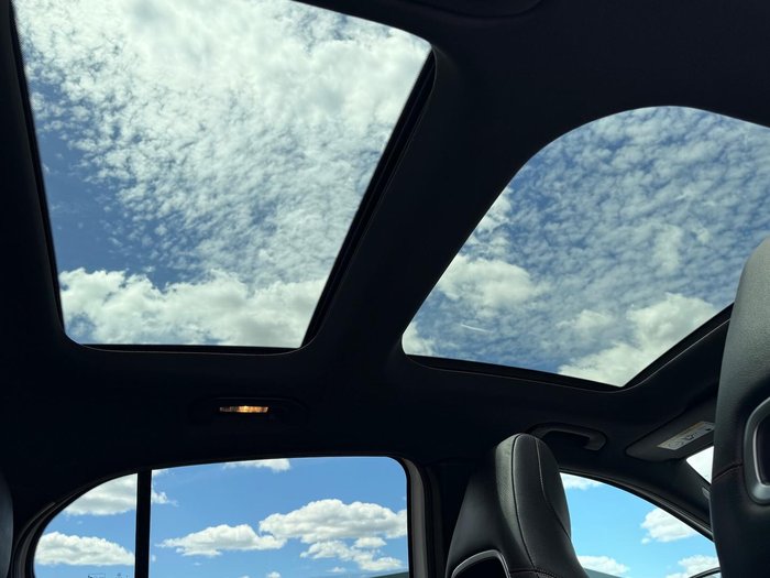 2019 Mercedes-Benz GLA-Class GLA180 X156 Polar White