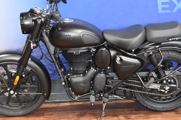 2025 Royal Enfield CLASSIC 350 DARK Black
