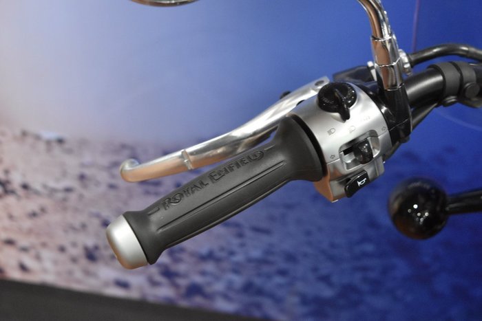 2025 Royal Enfield SUPER METEOR 650 Blue