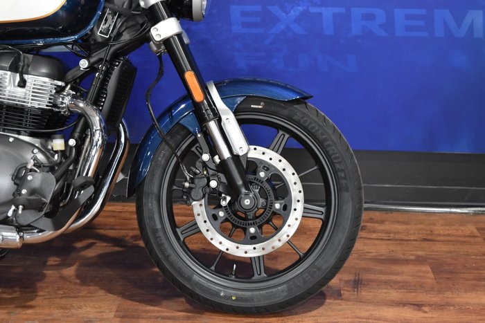 2025 Royal Enfield SUPER METEOR 650 Blue