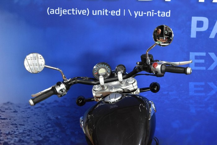 2025 Royal Enfield SUPER METEOR 650 Black