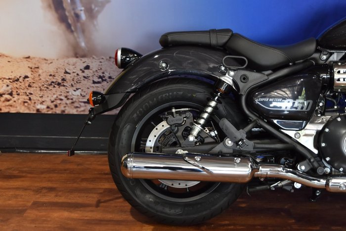 2025 Royal Enfield SUPER METEOR 650 Black