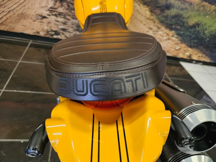 2022 Ducati SCRAMBLER SPORT PRO YELLOW