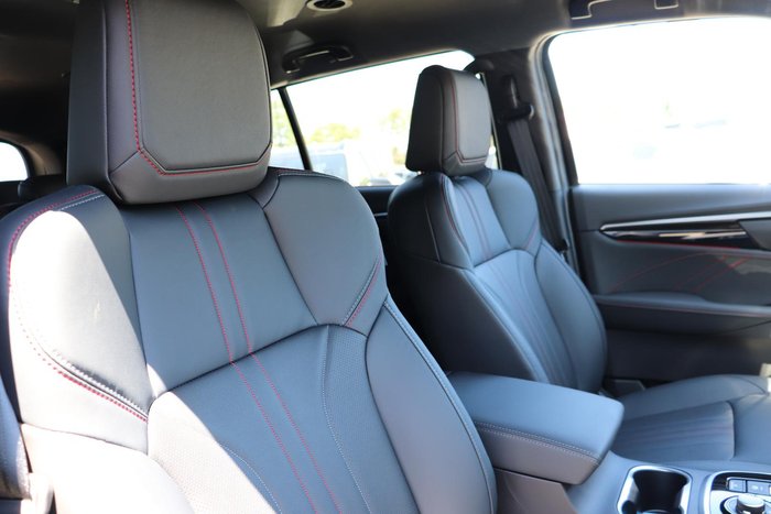 2025 Isuzu MU-X X-TERRAIN