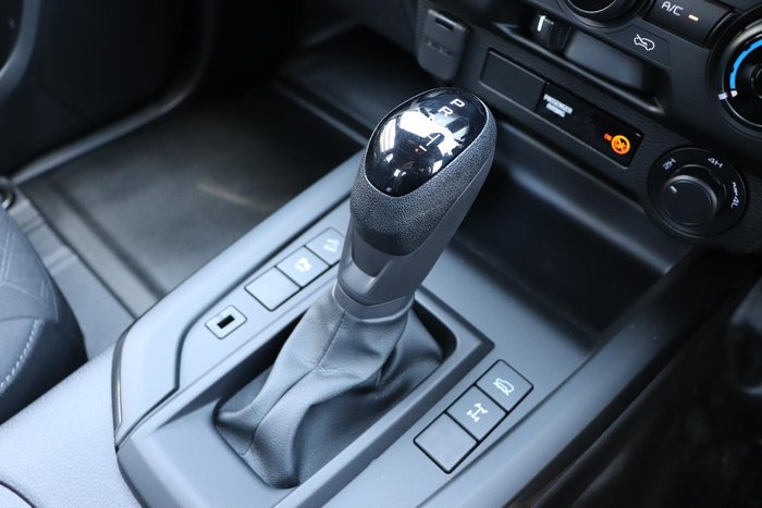 2025 Isuzu D-MAX X-RIDER