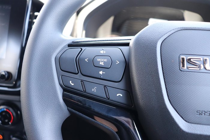 2025 Isuzu D-MAX X-RIDER