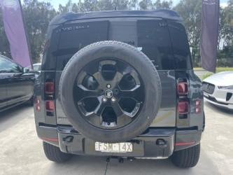 2025 Land Rover Defender 110 D350 X-Dynamic SE