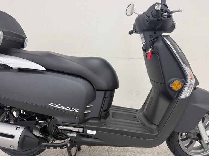 2025 Kymco LIKE 125 Black