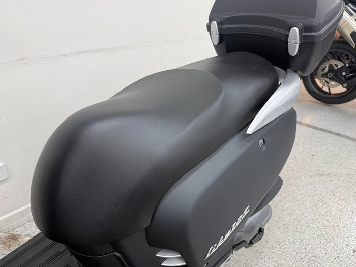2025 Kymco LIKE 125 Black