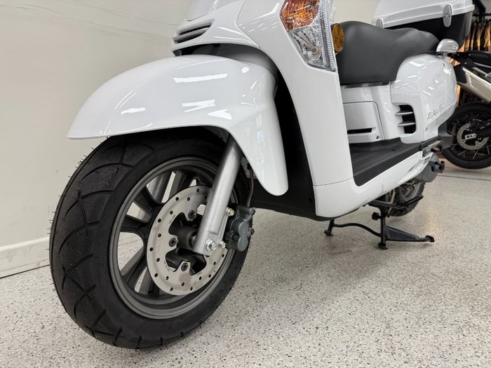 2025 Kymco LIKE 50 White