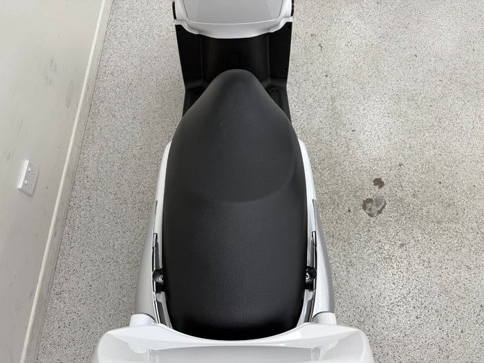 2025 Kymco LIKE 50 White