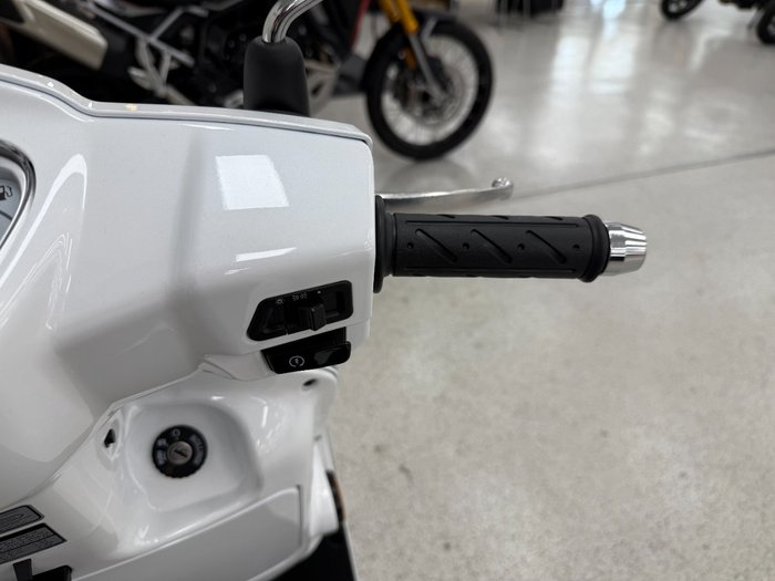 2025 Kymco LIKE 50 White