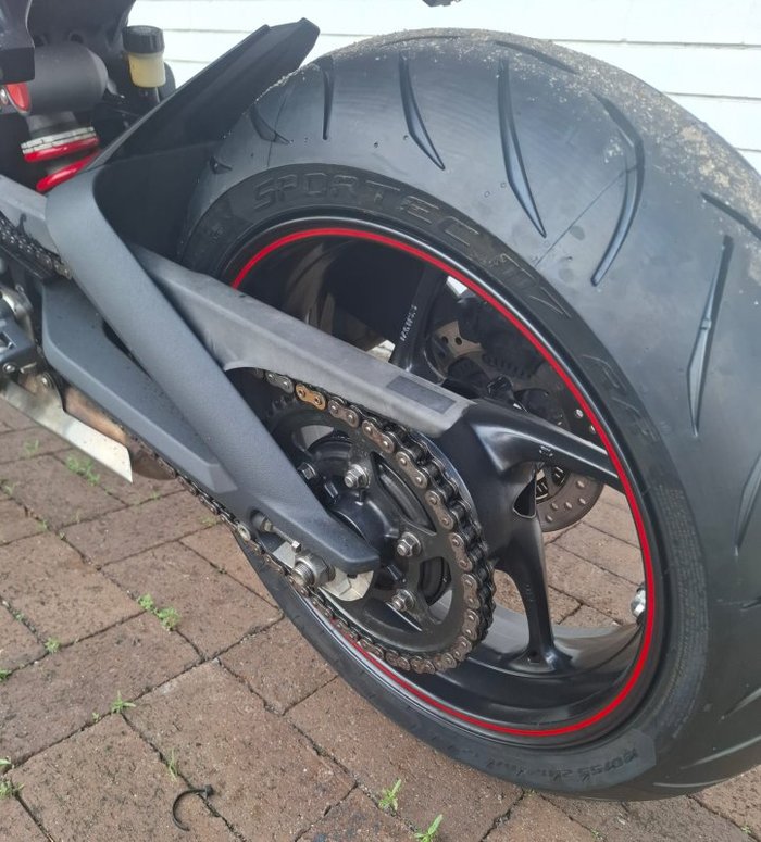 2015 Triumph DAYTONA 675 RED