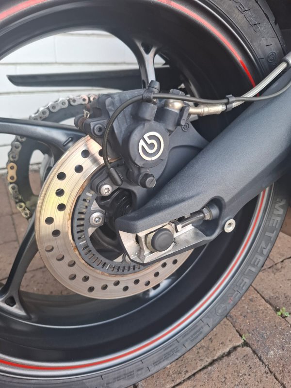 2015 Triumph DAYTONA 675 RED