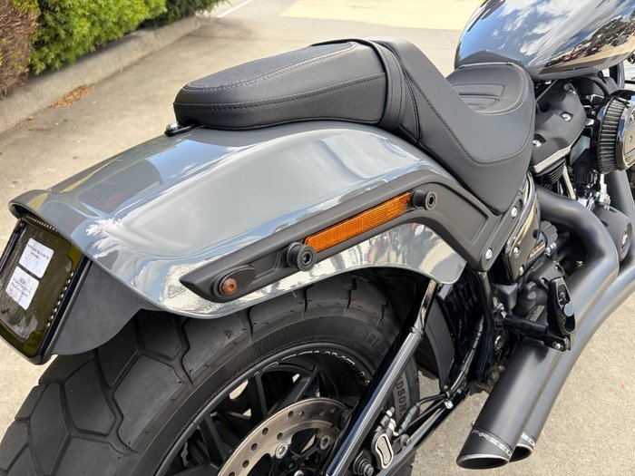 2022 HARLEY-DAVIDSON FXFBS FAT BOB (114) Grey