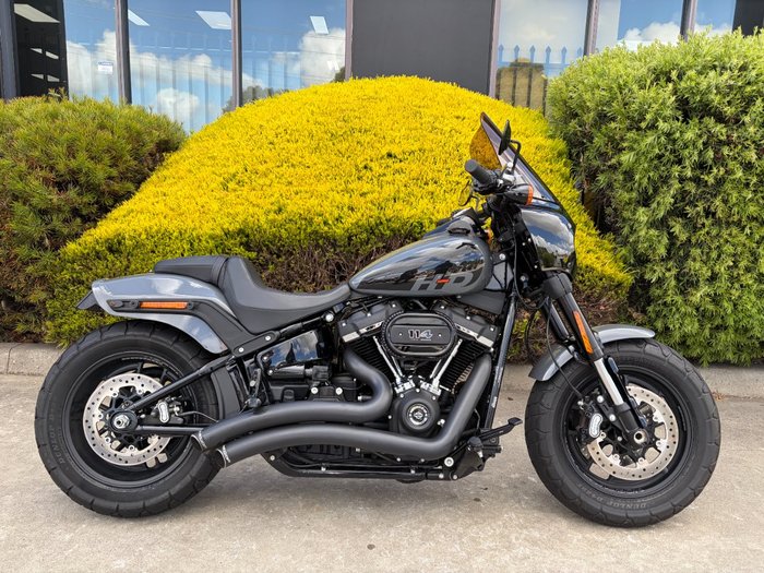 2022 HARLEY-DAVIDSON FXFBS FAT BOB (114) Grey