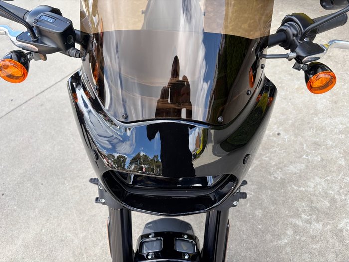 2022 HARLEY-DAVIDSON FXFBS FAT BOB (114) Grey