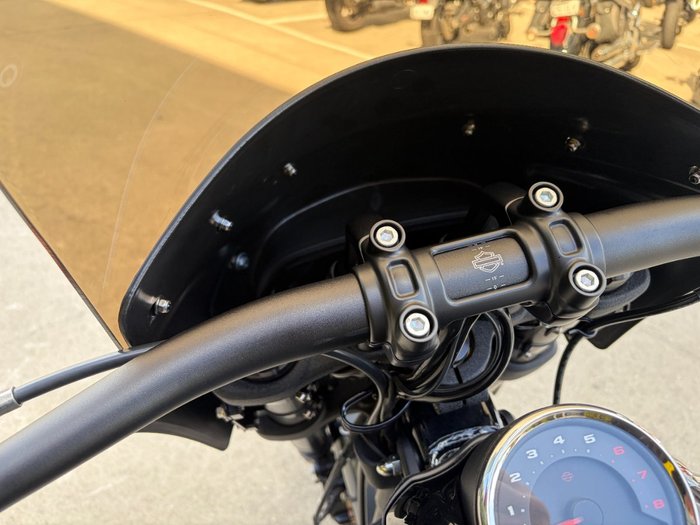 2022 HARLEY-DAVIDSON FXFBS FAT BOB (114) Grey