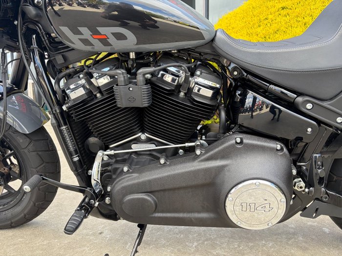 2022 HARLEY-DAVIDSON FXFBS FAT BOB (114) Grey