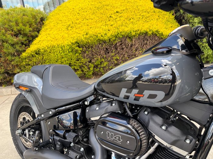 2022 HARLEY-DAVIDSON FXFBS FAT BOB (114) Grey