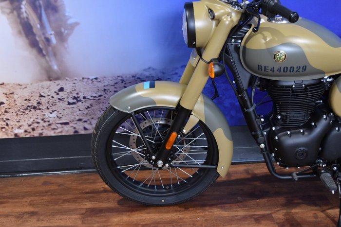 2025 Royal Enfield CLASSIC 350 SIGNALS Camo/Green