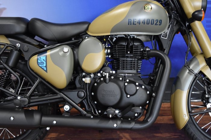 2025 Royal Enfield CLASSIC 350 SIGNALS Camo/Green