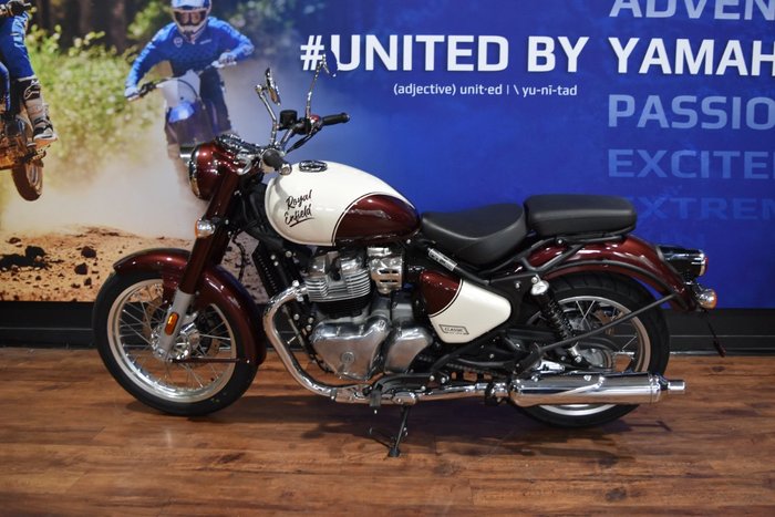 2025 Royal Enfield CLASSIC 650 Red