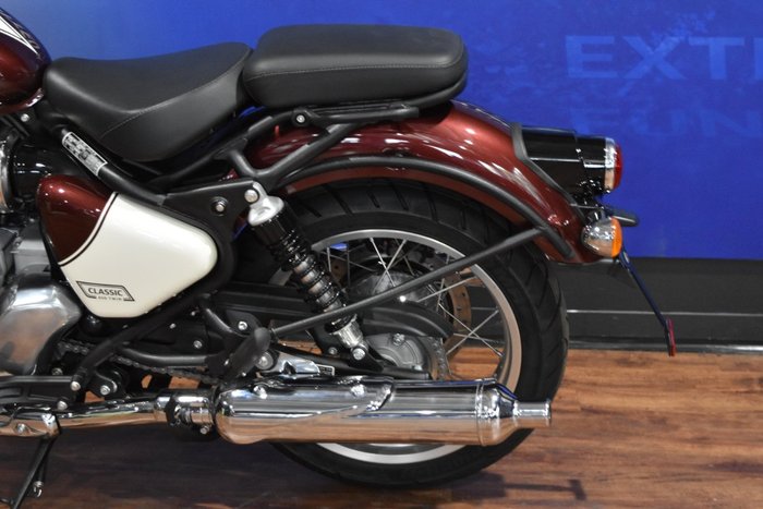 2025 Royal Enfield CLASSIC 650 Red