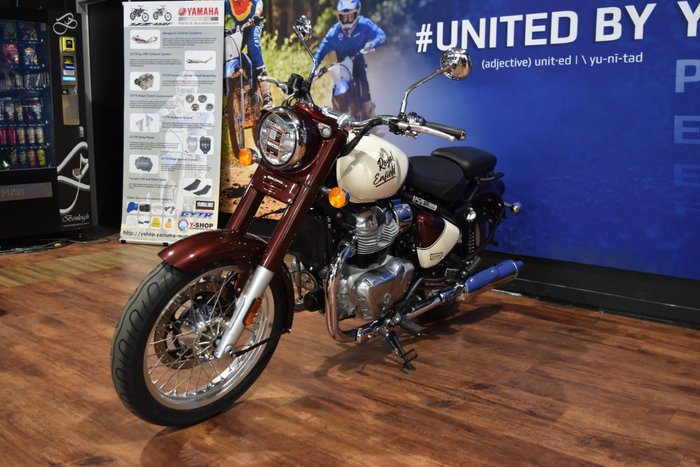 2025 Royal Enfield CLASSIC 650 Red