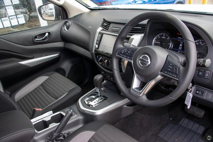 2025 Nissan Navara ST