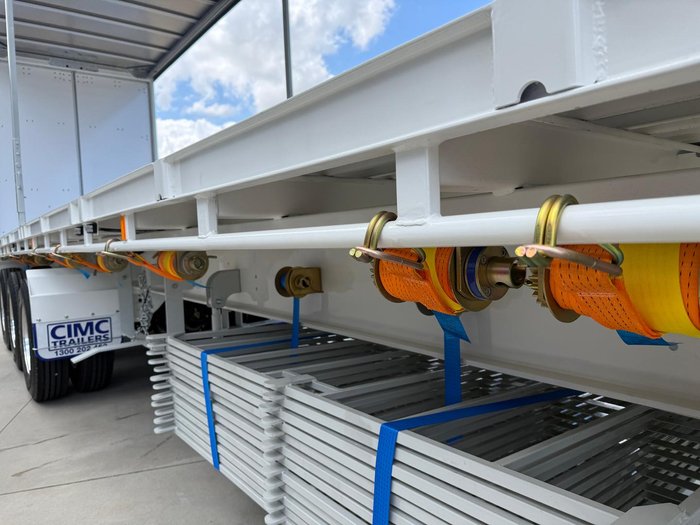 2026 CIMC 22 Pallet Flat Deck Curtainsider