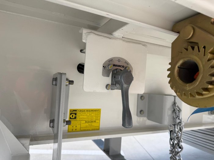 2026 CIMC 22 Pallet Flat Deck Curtainsider