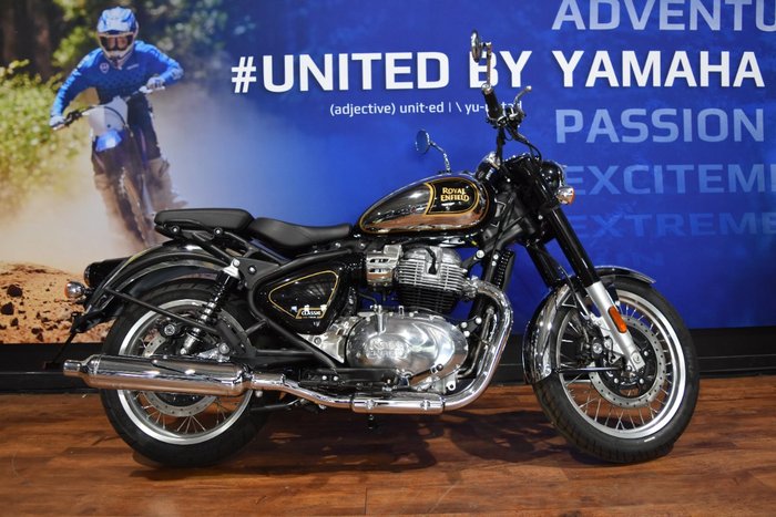 2025 Royal Enfield CLASSIC 650 Chrome / Silver