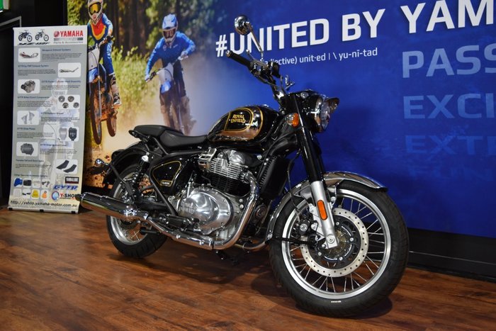 2025 Royal Enfield CLASSIC 650 Chrome / Silver