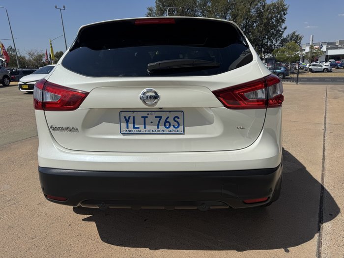 2017 Nissan QASHQAI TL
