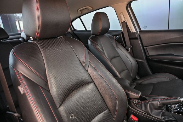 2016 Mazda 3 SP25 GT