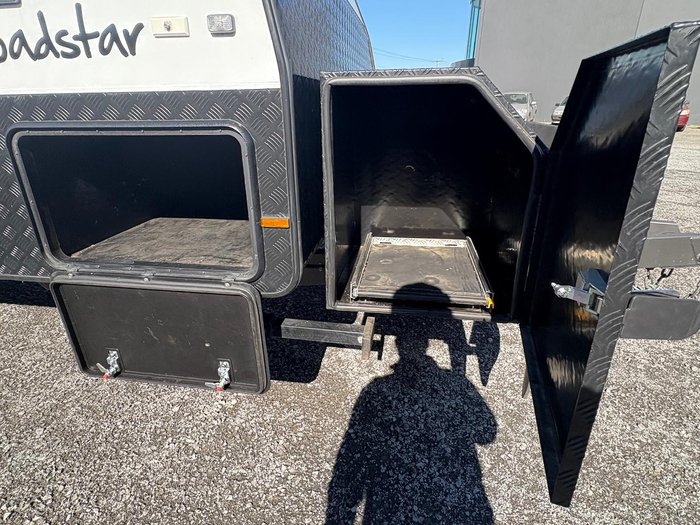 2023 Roadstar Gt Sport Cc Rear Club Lounge