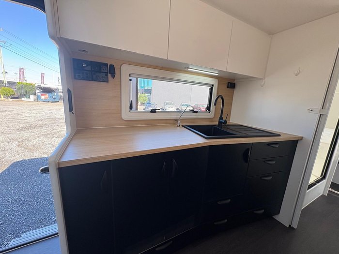 2023 Roadstar Gt Sport Cc Rear Club Lounge